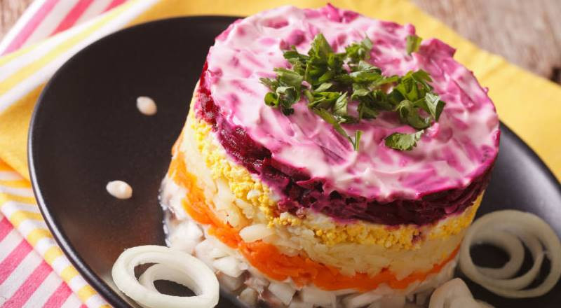 Селёдка под шубой — классические рецепты с последовательностью слоёв