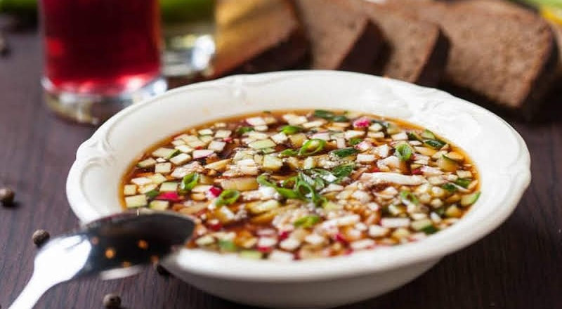 Окрошка на квасе с колбасой — классические рецепты