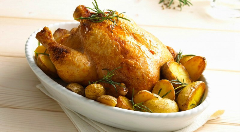 Курица с картошкой в духовке — 7 самых вкусных рецептов